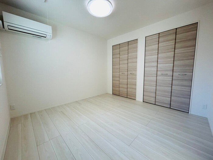 物件内観写真15　(居室)