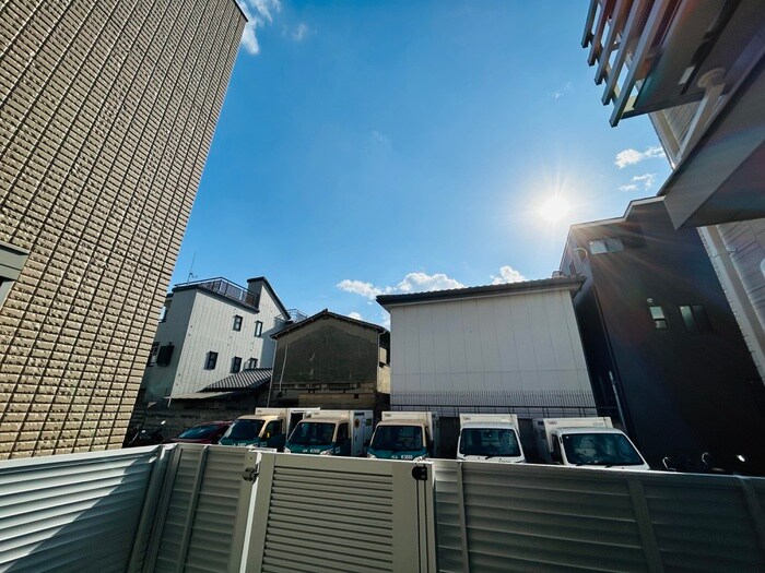 物件内観写真22　(室内からの展望)