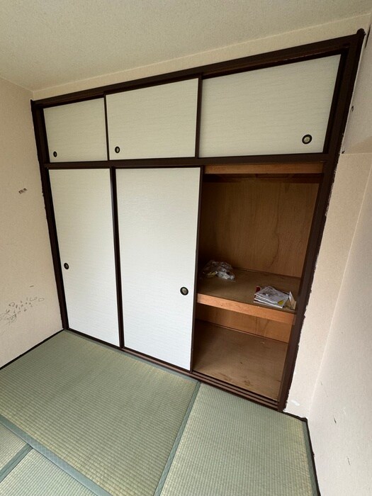 物件内観写真16　(収納)