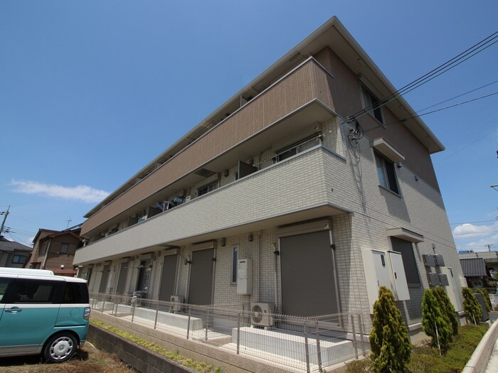 物件外観写真1　(外観写真)