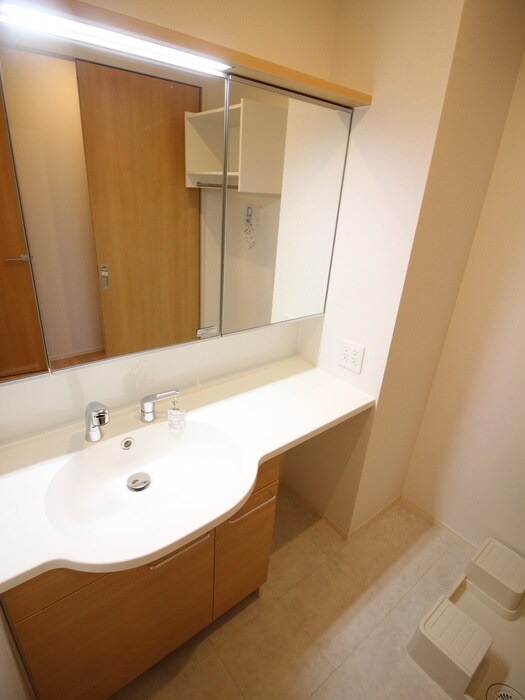 物件内観写真11　(洗面)