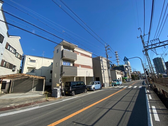 物件外観写真2　(外観写真)