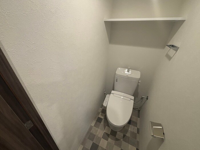 物件内観写真11　(トイレ)
