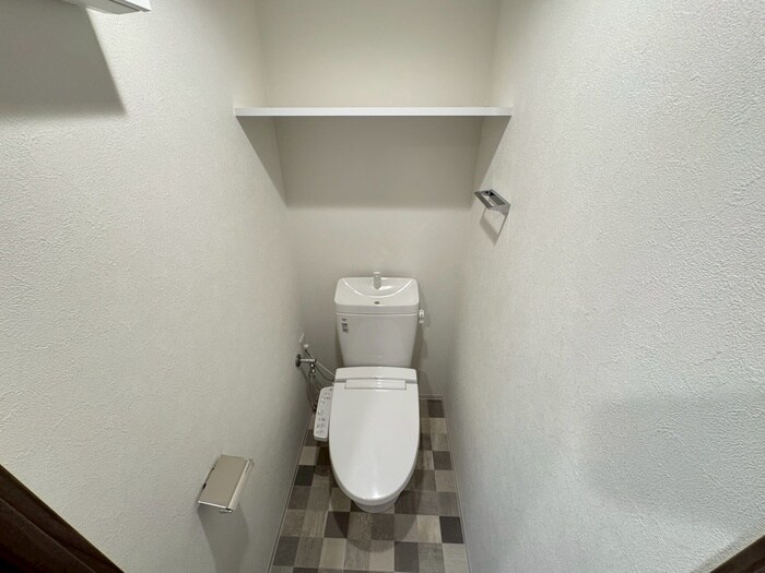 物件内観写真12　(トイレ)