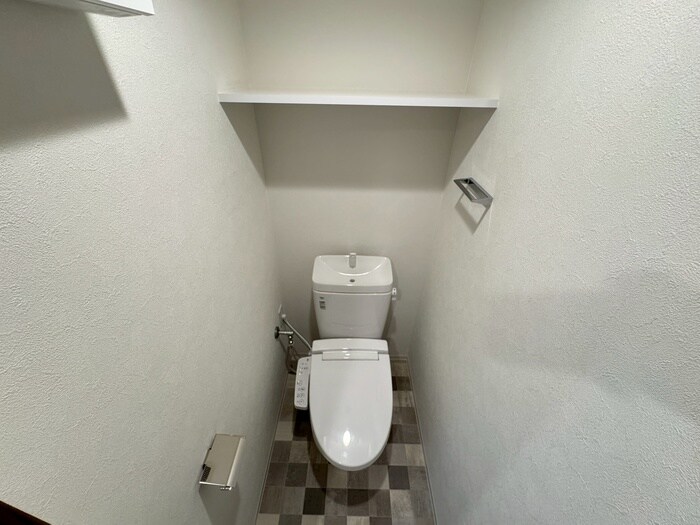 物件内観写真13　(トイレ)