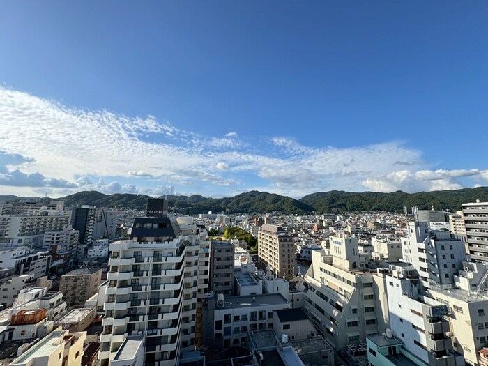 物件内観写真15　(室内からの展望)