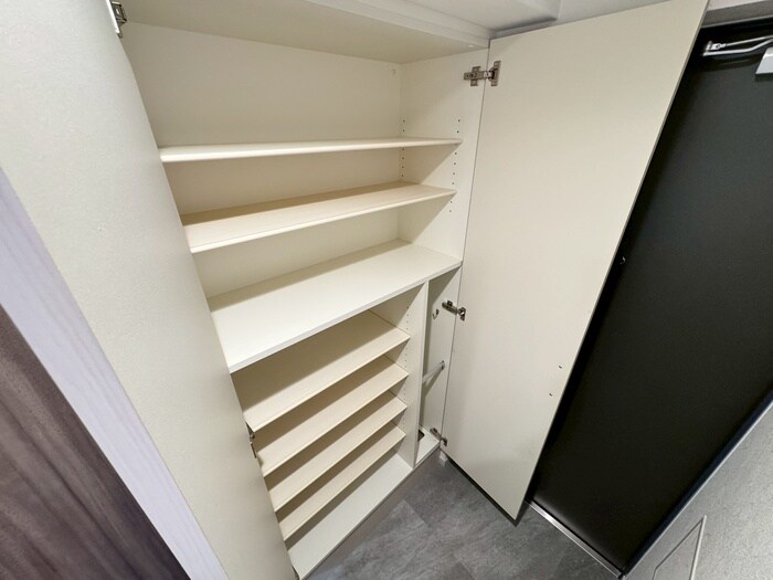 物件内観写真17　(靴箱)