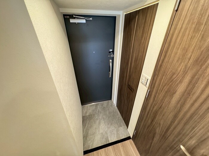 物件内観写真17　(玄関)