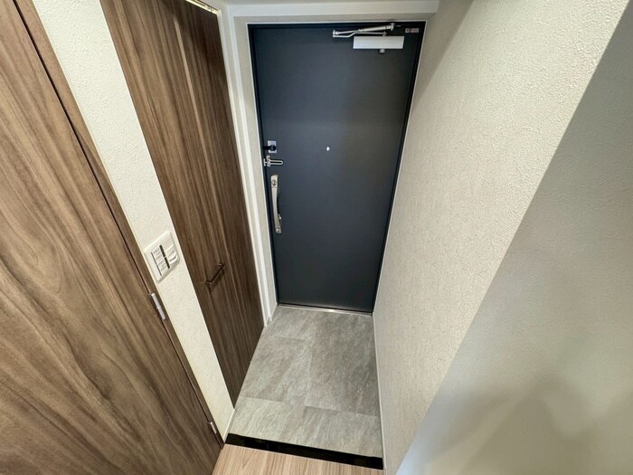 物件内観写真17　(玄関)