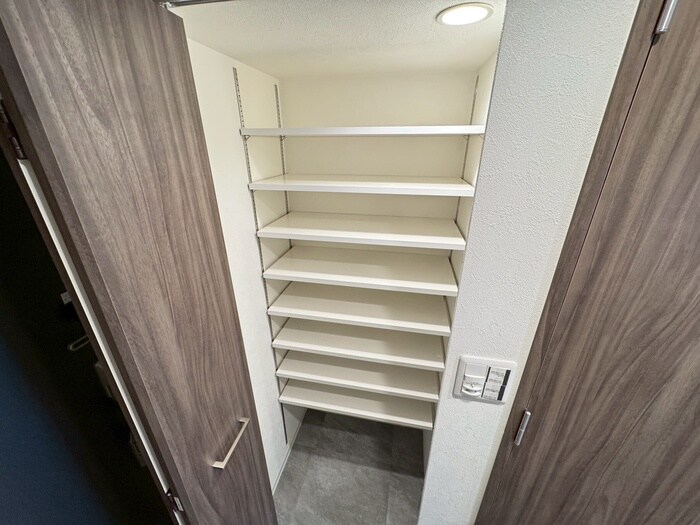 物件内観写真18　(靴箱)