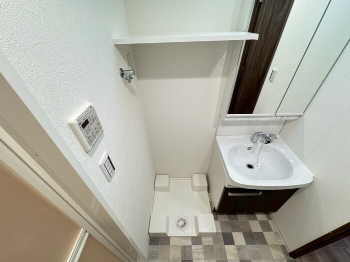 物件内観写真21　(洗濯機置場)