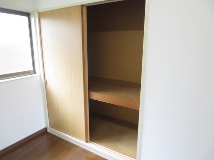 物件内観写真8　(収納)