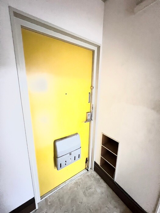 物件内観写真19　(玄関)