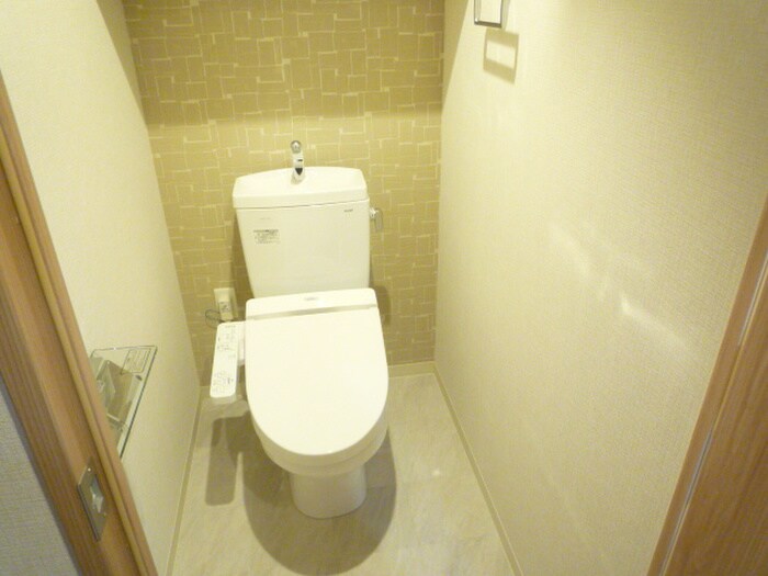 物件内観写真15　(トイレ)