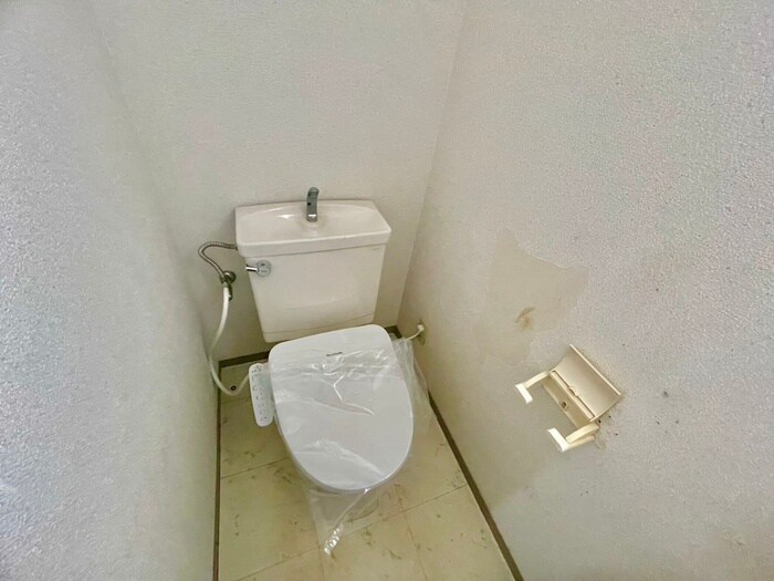 物件内観写真13　(トイレ)