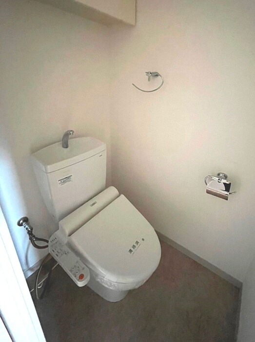 物件内観写真12　(トイレ)