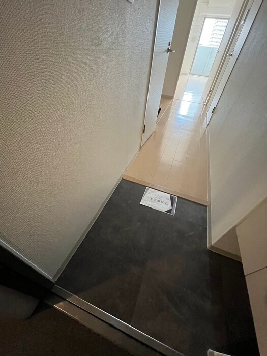 物件内観写真14　(玄関)