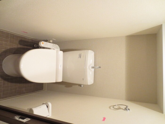 物件内観写真9　(トイレ)