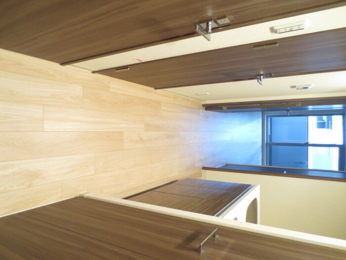 物件内観写真12　(廊下)