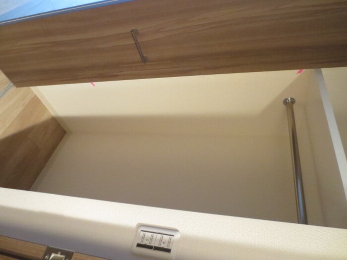 物件内観写真14　(収納)