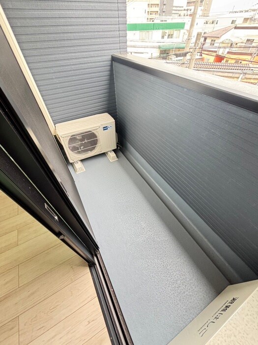 物件内観写真3　(ベランダ・バルコニー)