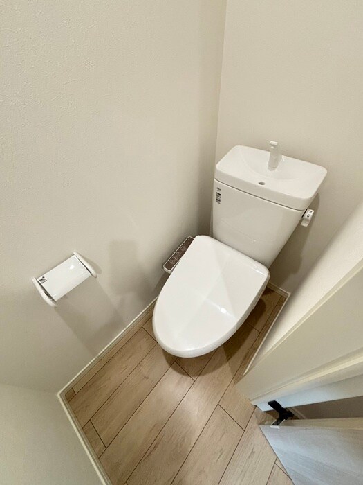 物件内観写真13　(トイレ)