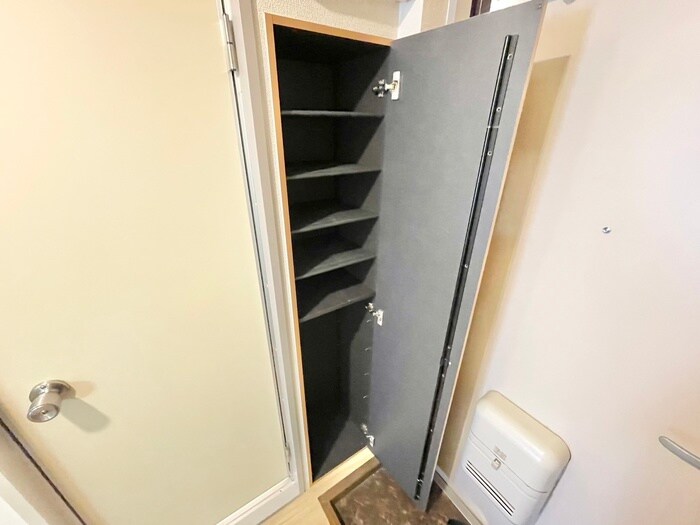 物件内観写真21　(靴箱)