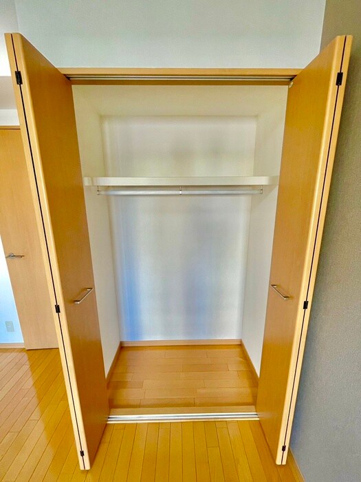 物件内観写真15　(収納)