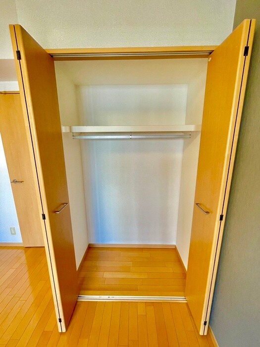 物件内観写真15　(収納)