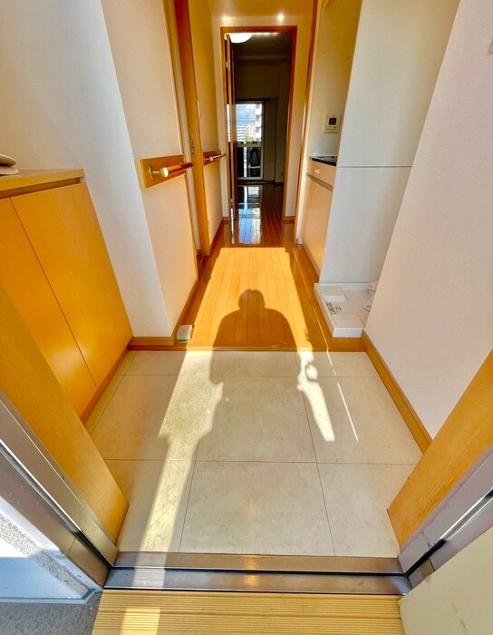 物件内観写真19　(玄関)