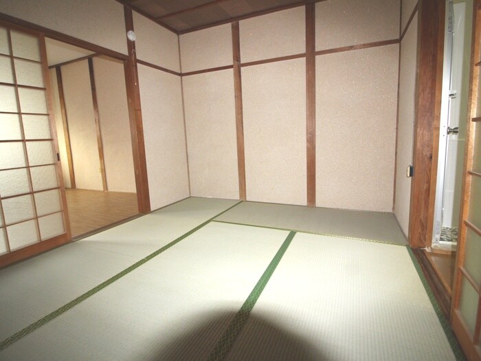 物件内観写真6　(居室)