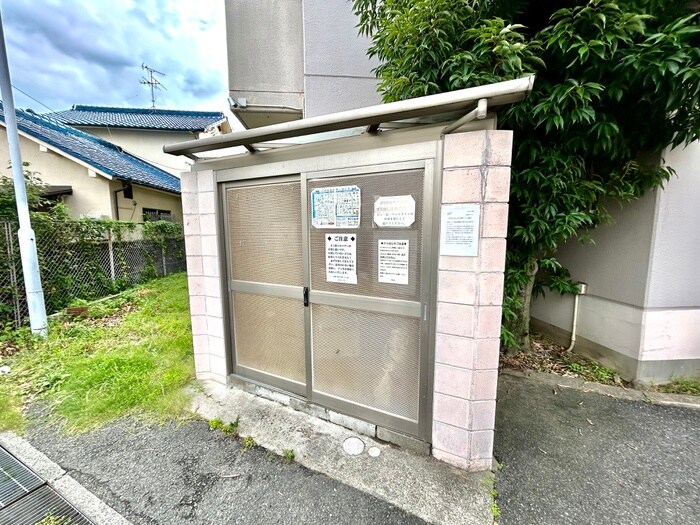 物件外観写真4　(建物設備)