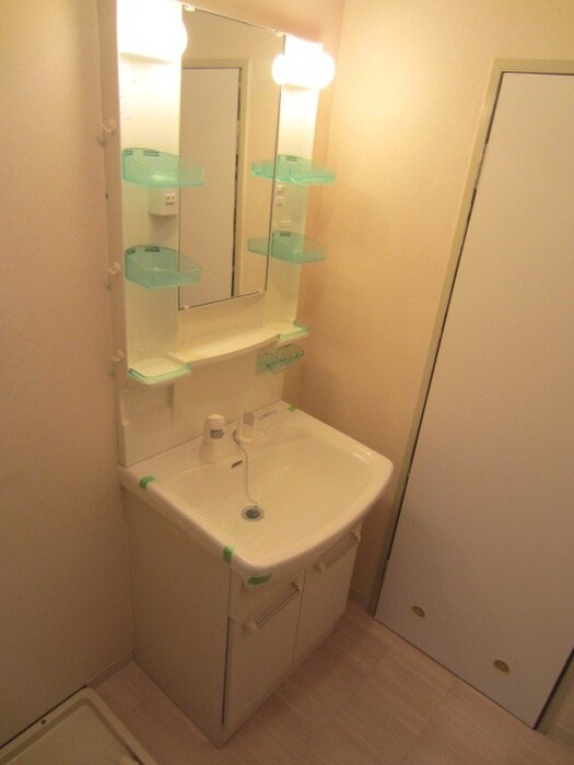 物件内観写真12　(洗面)