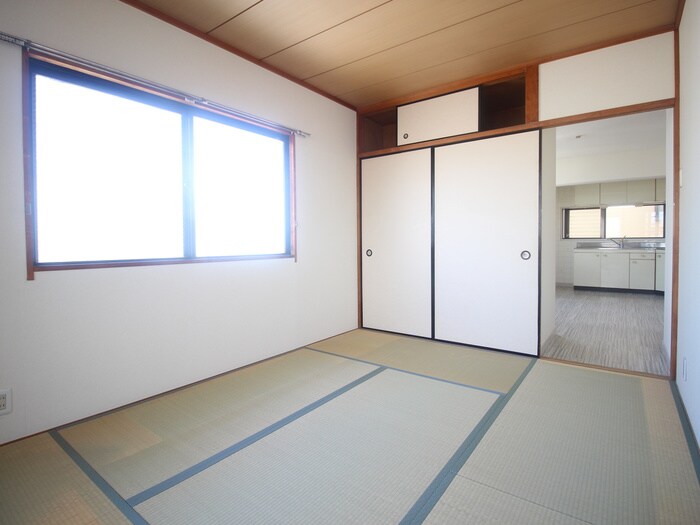 物件内観写真11　(居室)