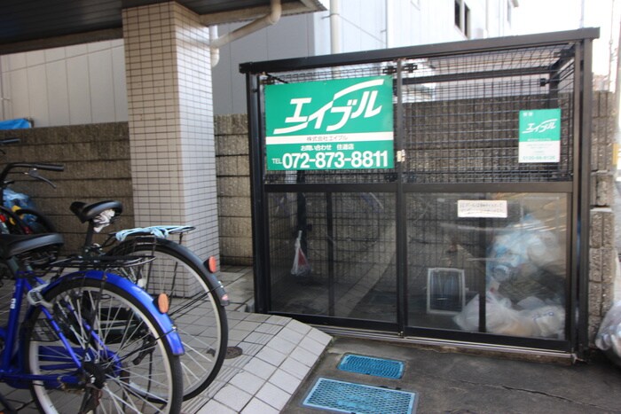 物件外観写真4　(建物設備)