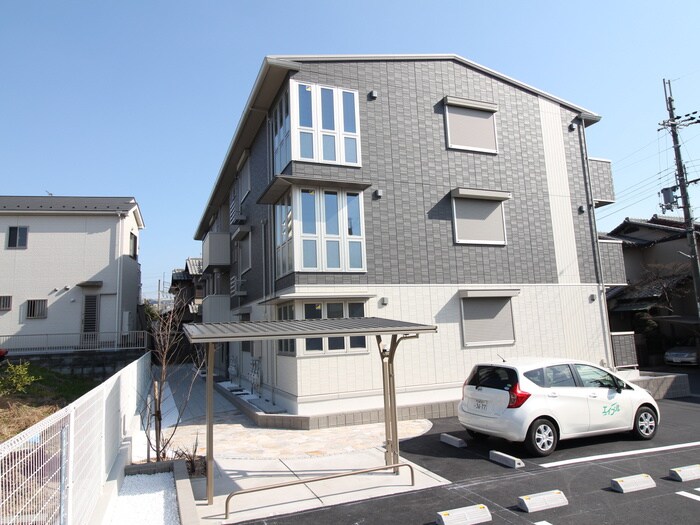 物件外観写真2　(外観写真)