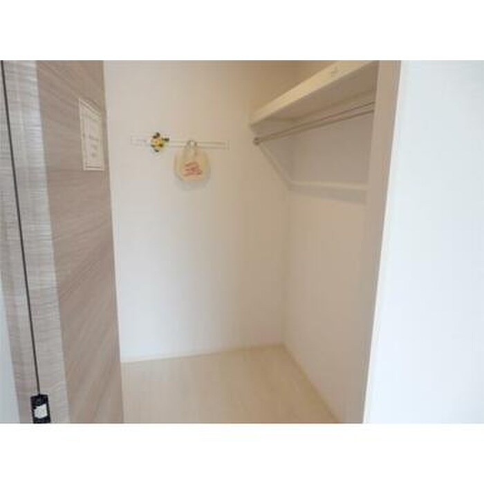 物件内観写真15　(収納)