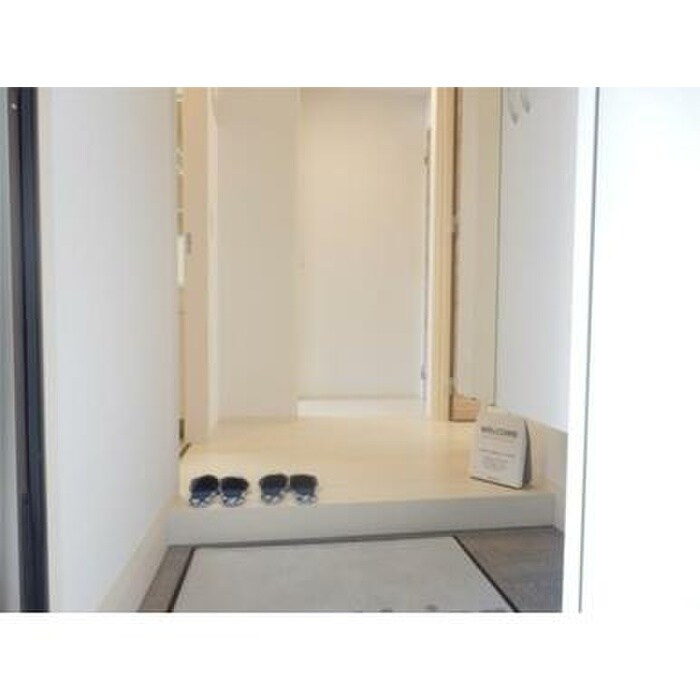 物件内観写真19　(玄関)