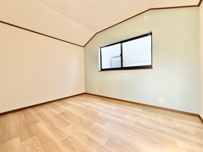 物件内観写真10　(居室)