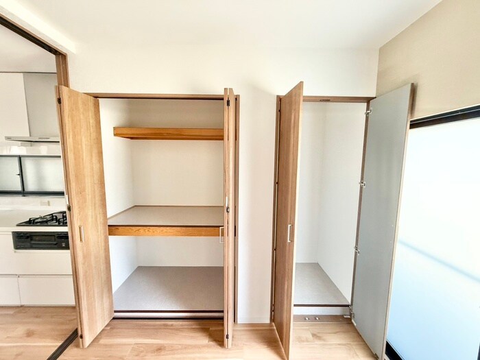 物件内観写真11　(収納)