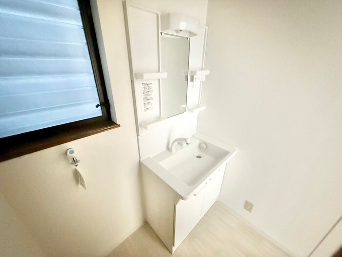 物件内観写真14　(洗面)
