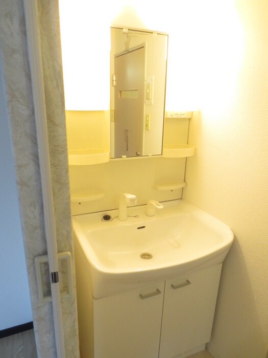 物件内観写真12　(洗面)