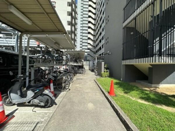 駐輪場