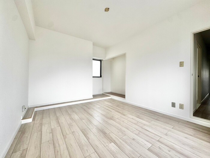 物件内観写真10　(居室)