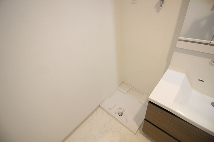 物件内観写真21　(洗濯機置場)