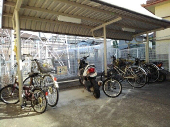 カルム　オ－ブの駐輪場