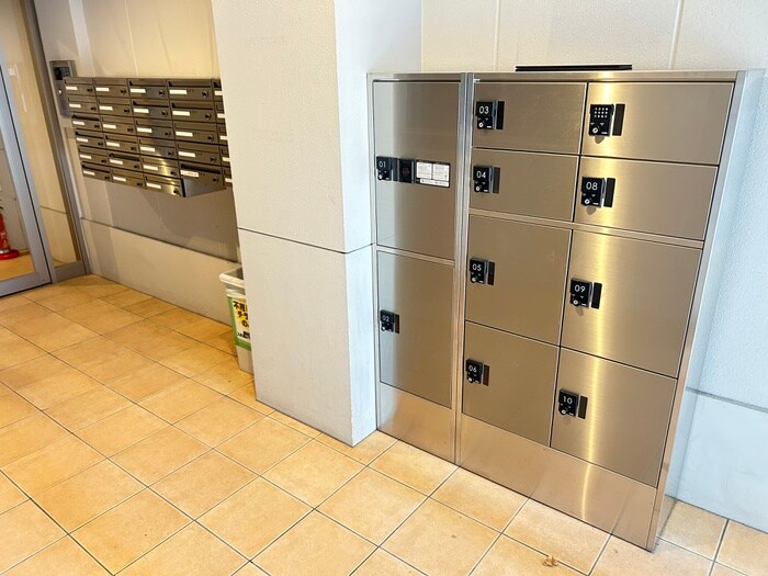 物件外観写真4　(建物設備)