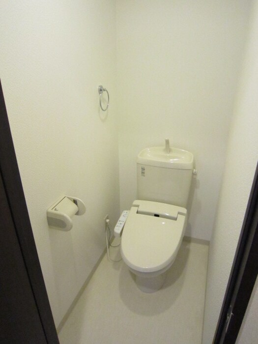 物件内観写真10　(トイレ)