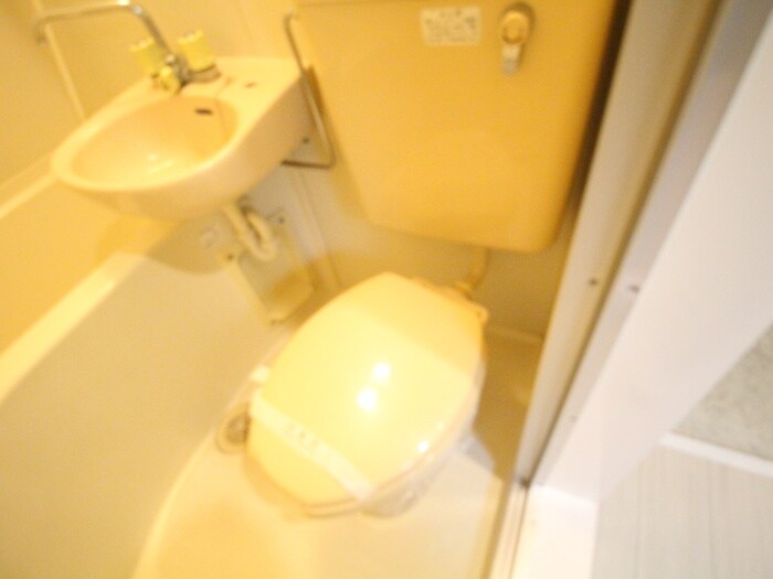 物件内観写真14　(トイレ)