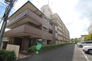 ｱｳﾞﾆｰﾙ千里外観写真